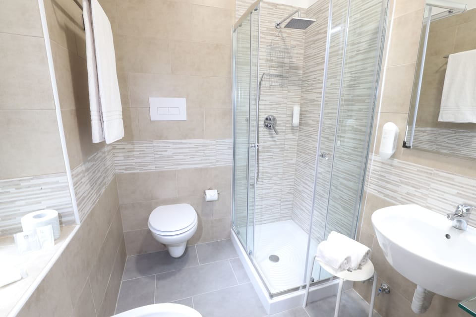 Free toiletries, bidet, towels