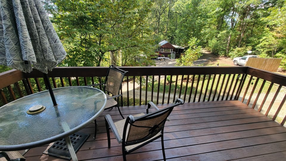 balcony/deck