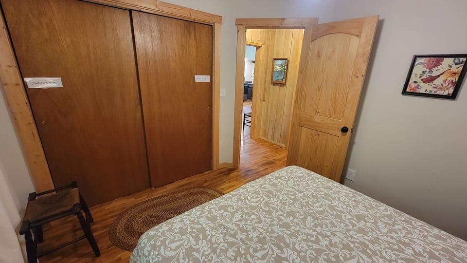 Bedroom2 (2)