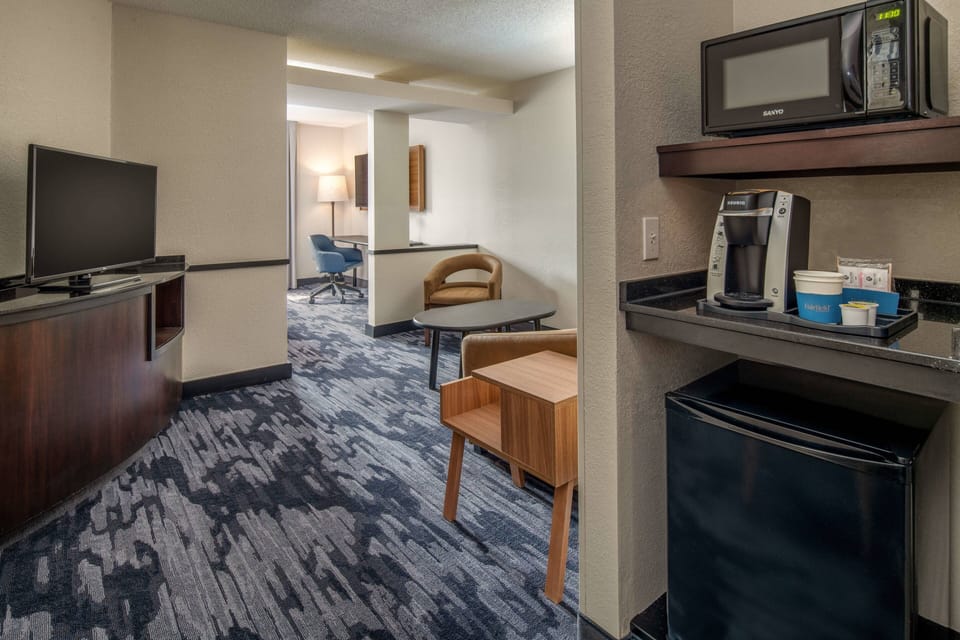 Premium bedding, pillowtop beds, in-room safe, desk