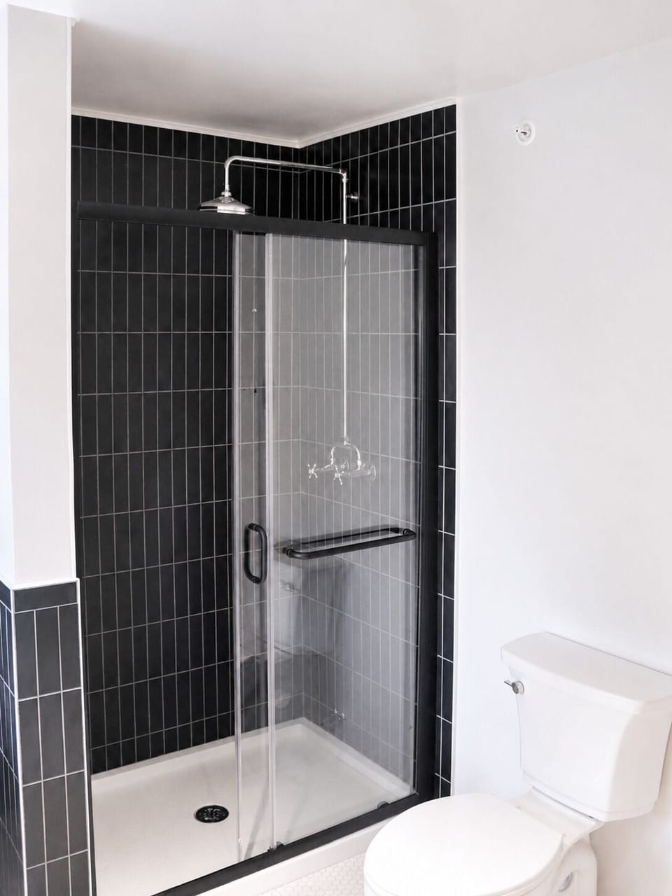 King Suite w/ Soaktub | Bathroom | Free toiletries, hair dryer, towels, soap