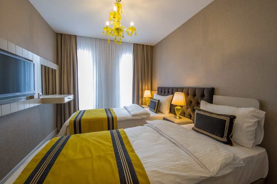 Standard Twin Room | Premium bedding, minibar, in-room safe, soundproofing
