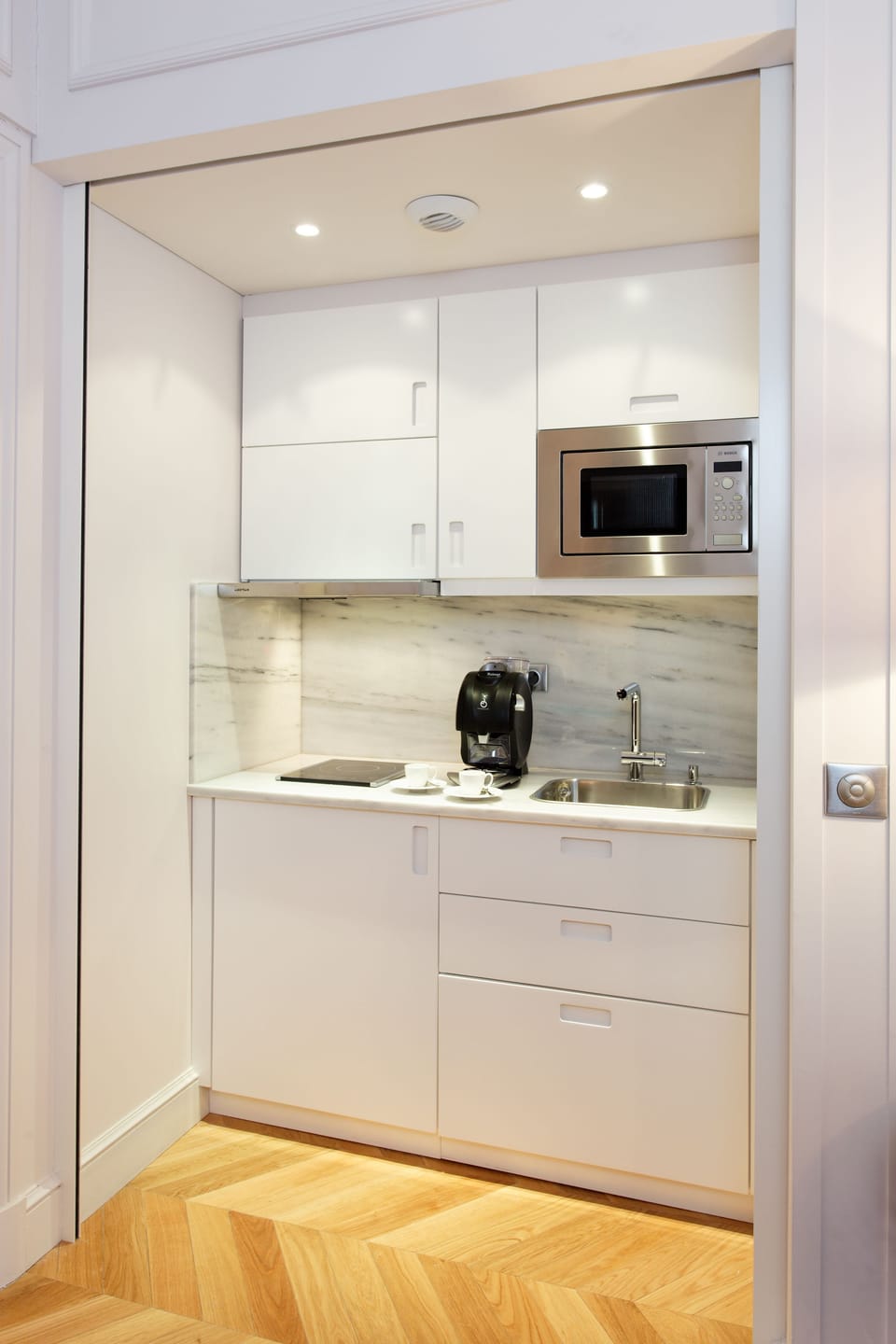 Private kitchenette