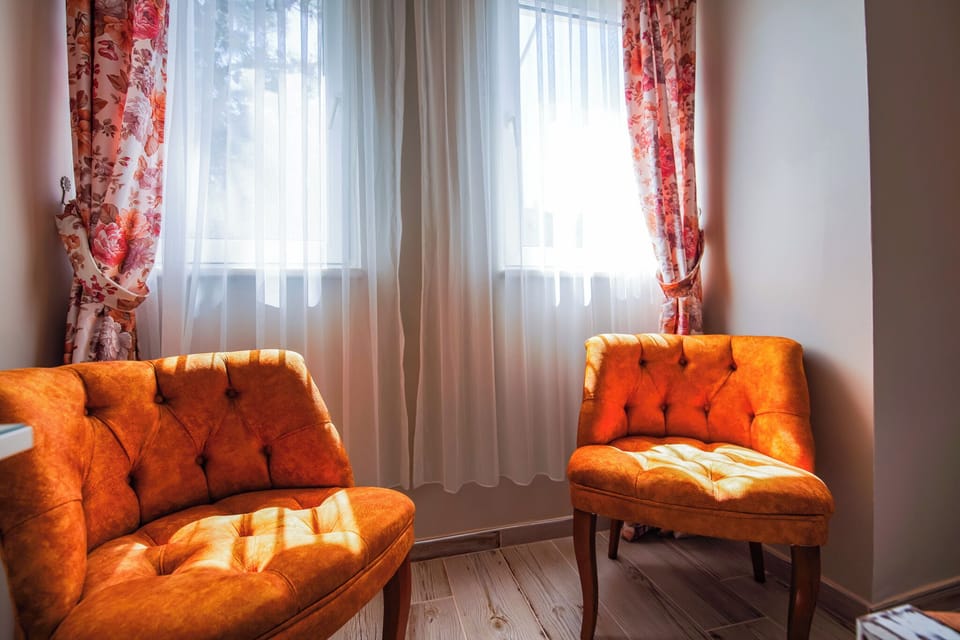 Comfort Double Room, Hill View | Premium bedding, free WiFi, bed sheets