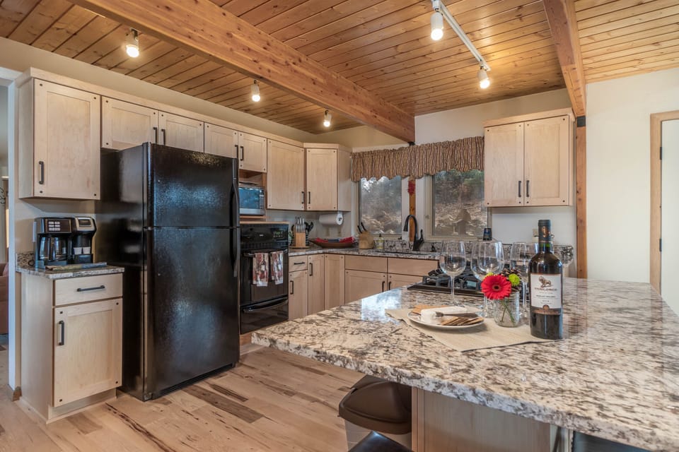 Well equipped with everything you need to cook a family meal
