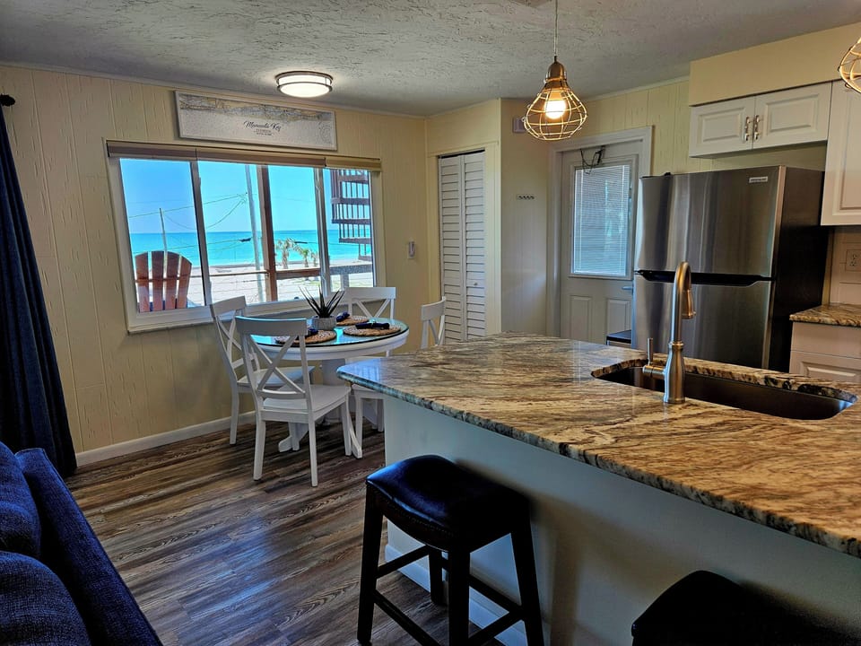 Both floors have the same living rooms, dinning rooms, kitchens and Gulf Views!
