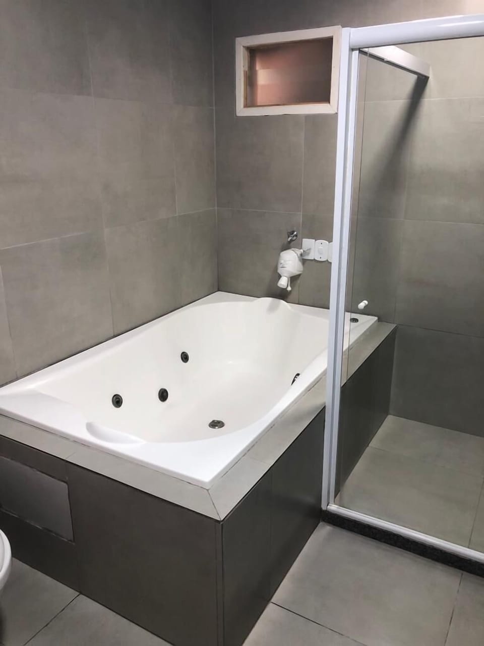 Duplo com hidromassagem | Private spa tub