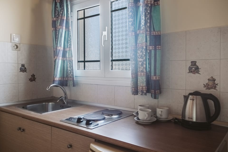 Fridge, electric kettle