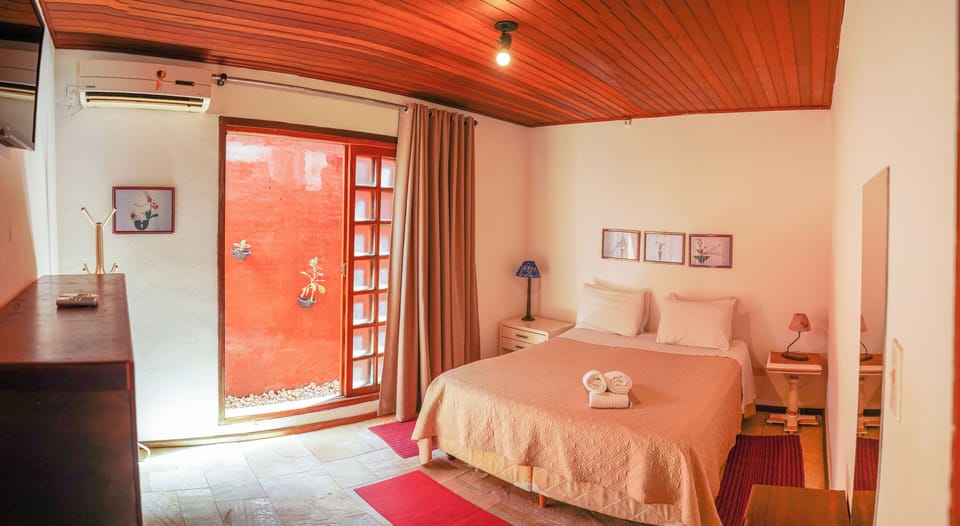 Standard Quadruple Room | Minibar, iron/ironing board, free WiFi