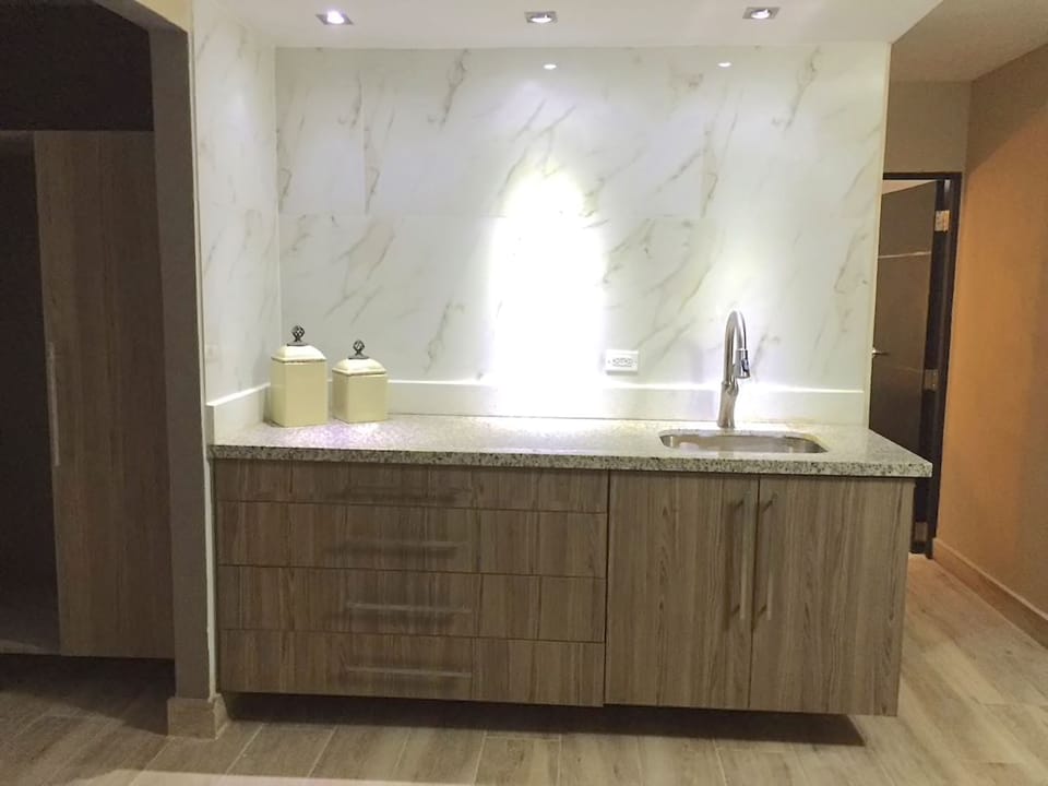 Private kitchenette