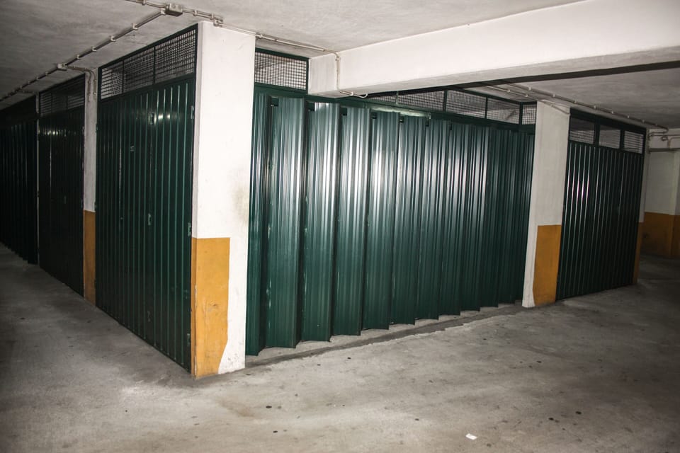 Garagem fechada