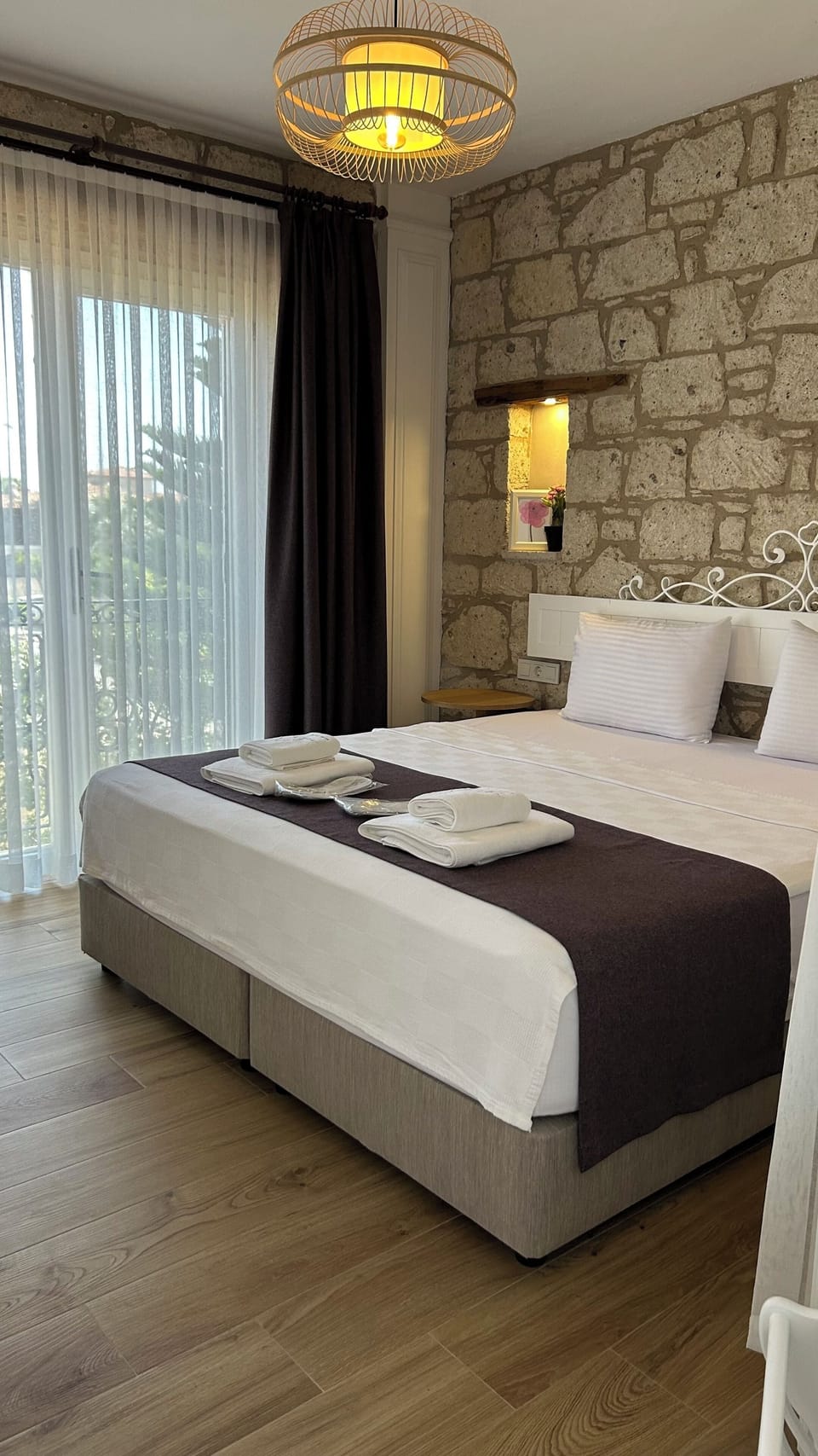 Junior Suite | Premium bedding, in-room safe, soundproofing, free WiFi