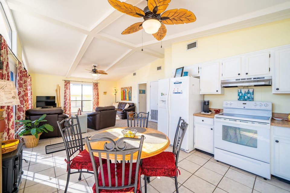 Kitchen - living room 
