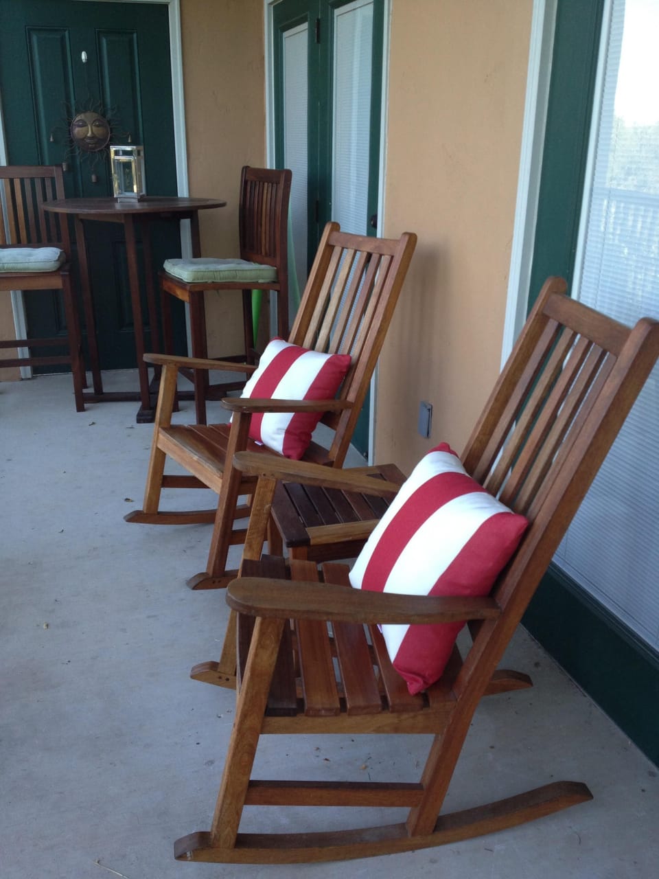 Beautiful back porch.  View of river and sunsets.