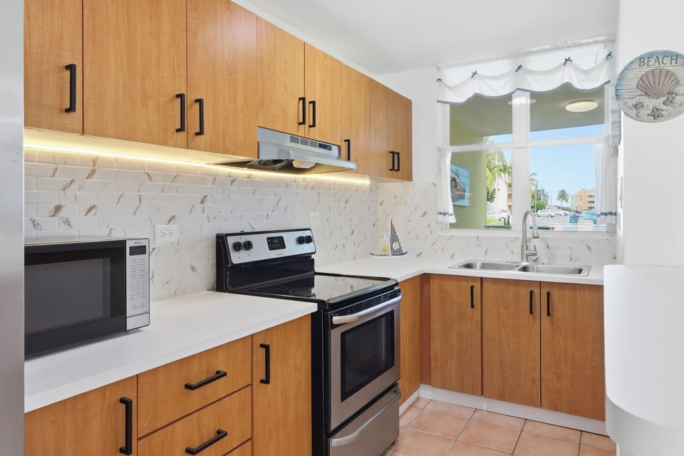 Fully equipped kitchen