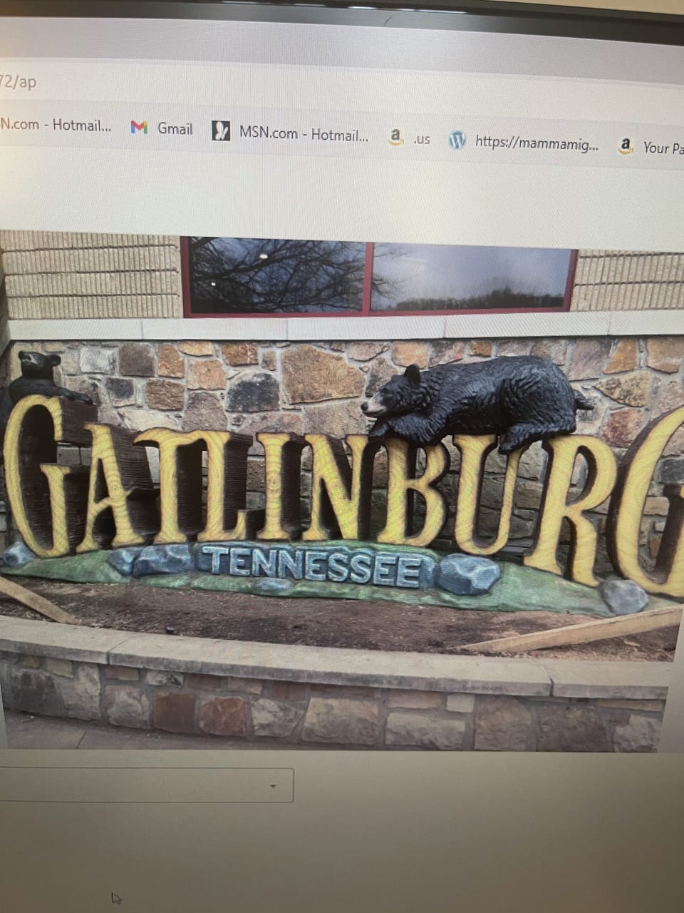 Gatlinburg sign in downtown on the Parkway