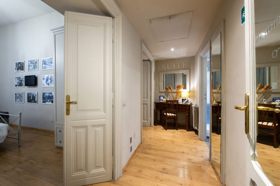 Suite, 1 Bedroom, Connecting Rooms | Desk, laptop workspace, iron/ironing board, free WiFi