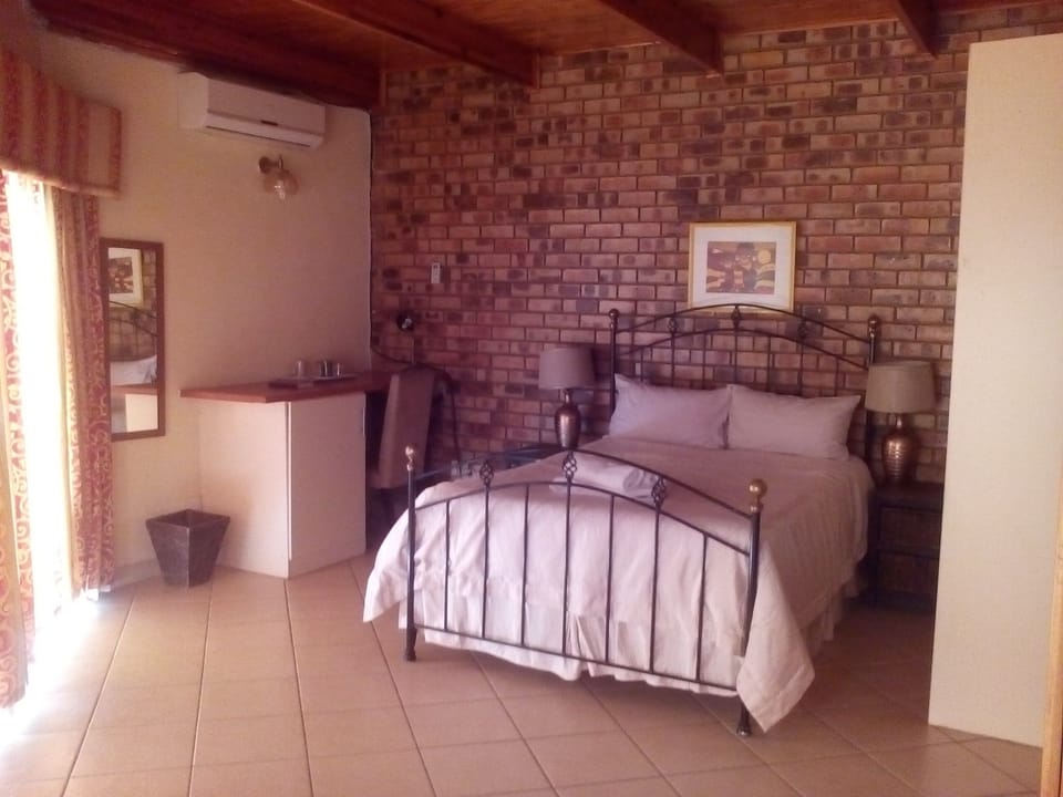 Executive Suites  | In-room safe