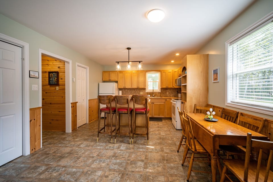 Kitchen and dining area