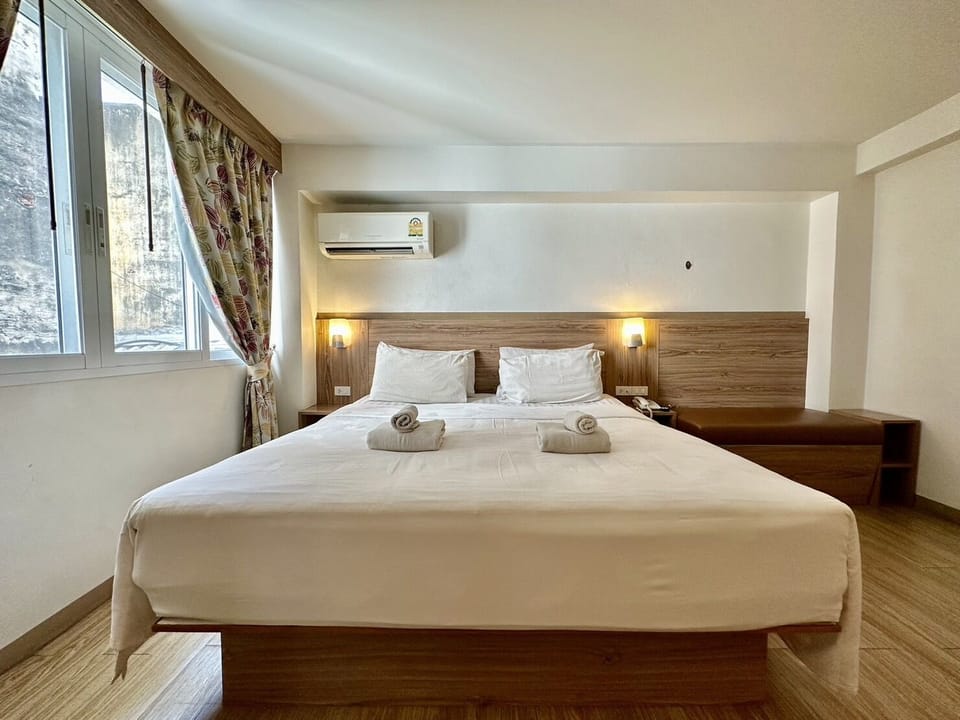 Minibar, in-room safe, laptop workspace, soundproofing