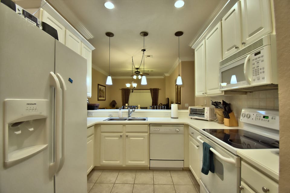Fully stocked kitchen