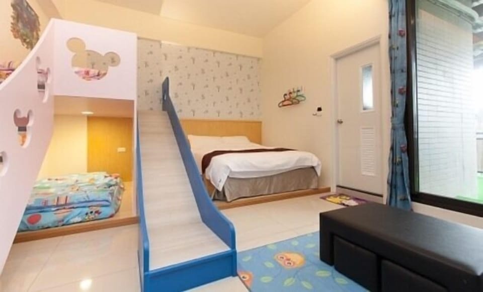 Family Quadruple Room (Micky) | Blackout drapes, free WiFi