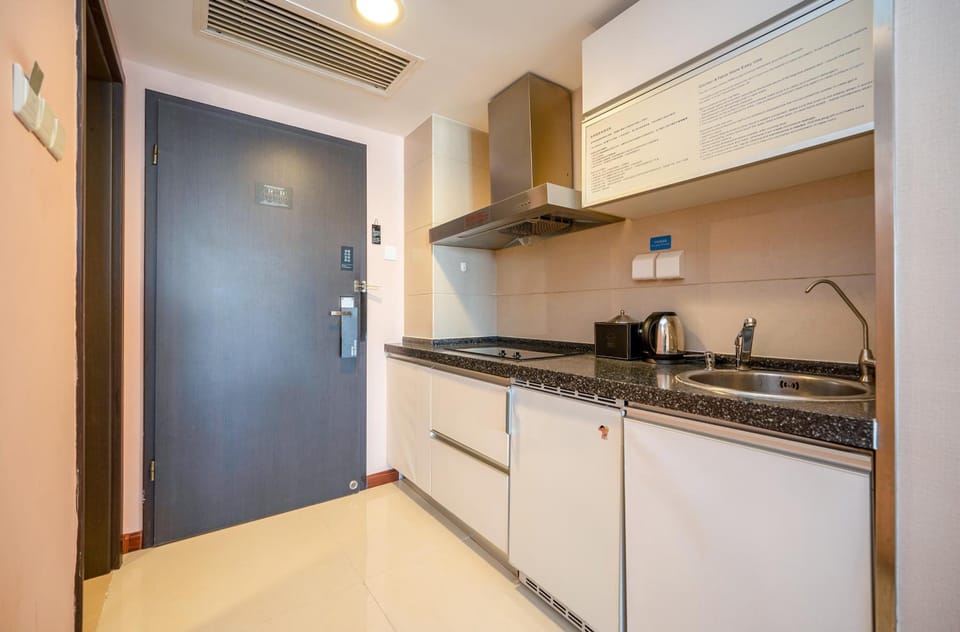 Standard Double Room with Sea View | Private kitchen | Full-size fridge