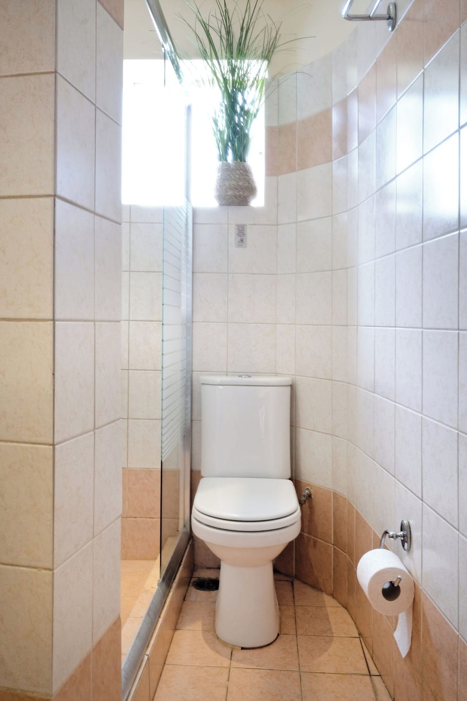 Family Room with Balcony | Bathroom | Shower, free toiletries, hair dryer (on request), towels