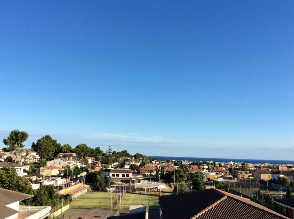 Views tennis club