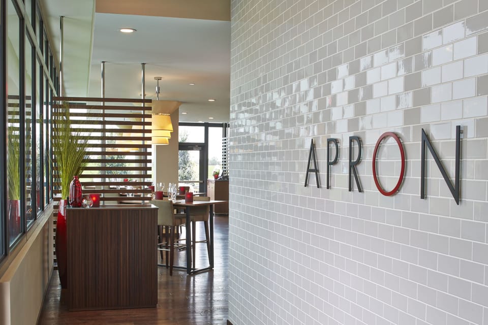 Breakfast, lunch and dinner served