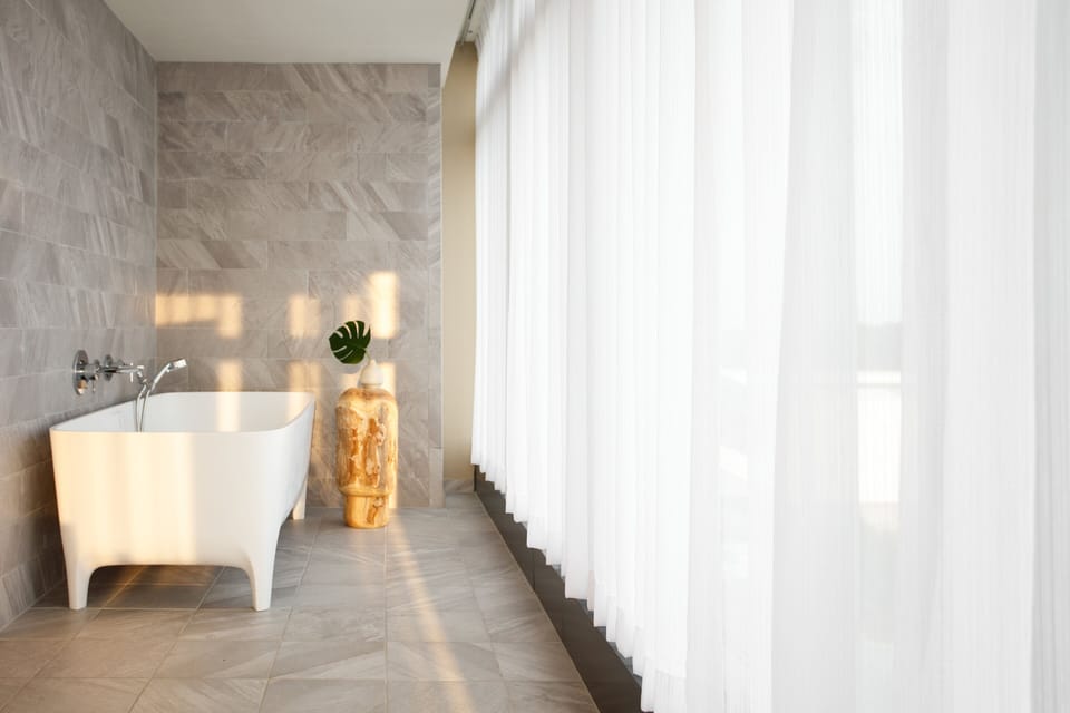 Room, 2 Double Beds, Roll-in Shower (Communications Accessible) | Bathroom | Free toiletries, hair dryer, bathrobes, towels