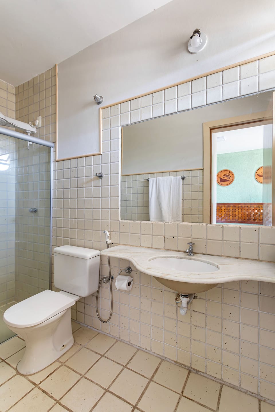 Standard Apartment | Bathroom | Shower, free toiletries, hair dryer, towels