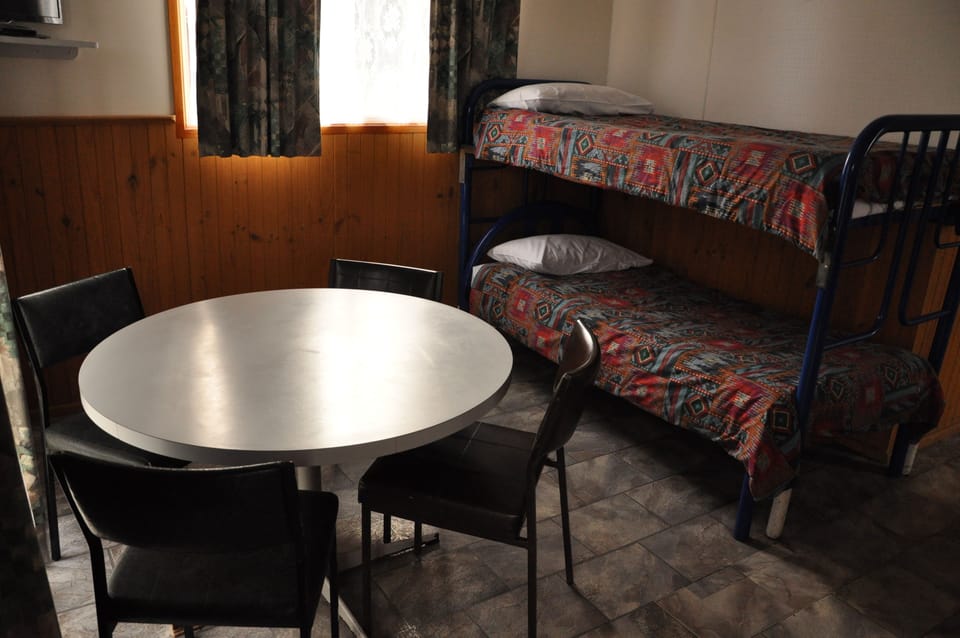 2-Bedroom Cabin | Pillowtop beds, desk, soundproofing, rollaway beds