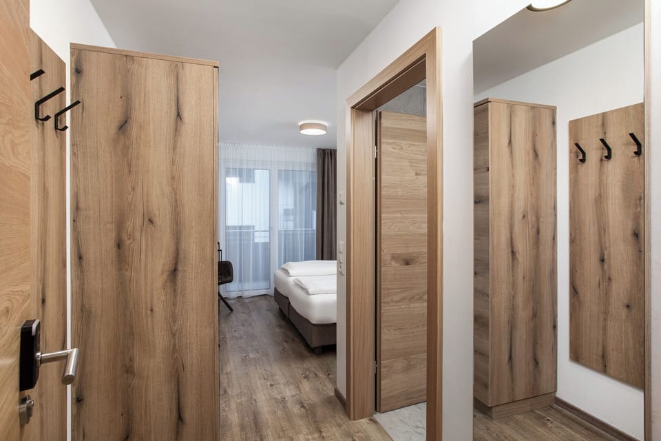 Premium bedding, Select Comfort beds, in-room safe