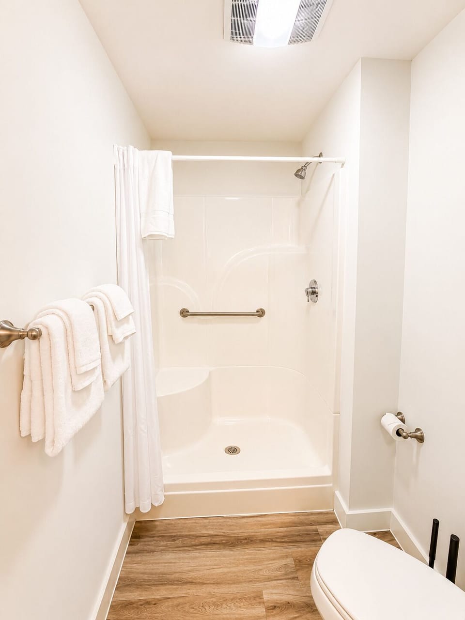 Deluxe Room, 1 Queen Bed, Refrigerator, Ground Floor | Premium bedding, individually decorated, individually furnished