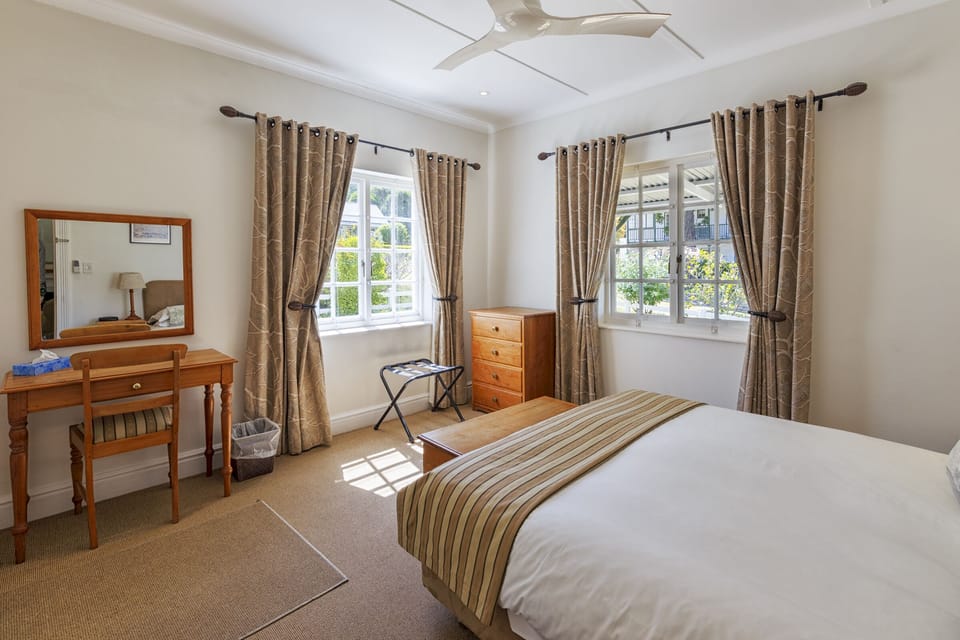 Classic Cottage, Garden View | 1 bedroom, premium bedding, in-room safe, individually decorated