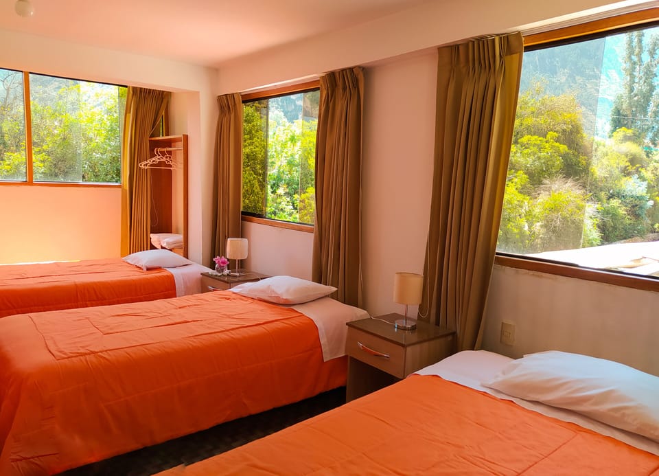 Quadruple Room | Desk, iron/ironing board (on request), WiFi (free)