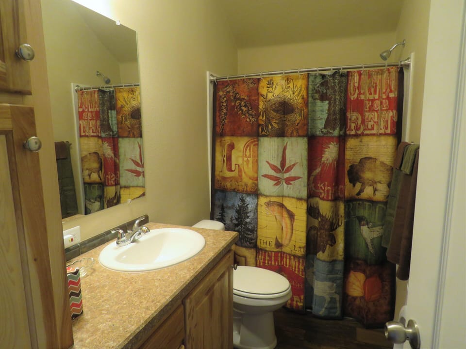 bathroom
cottage #1