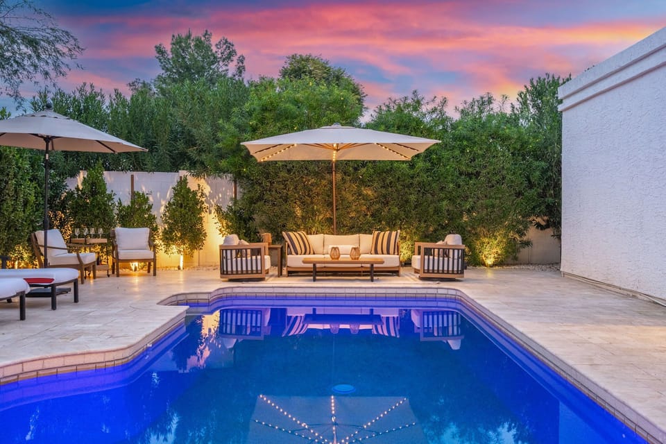Plenty of space to unwind and enjoy the one of our beautiful Arizona Sunsets.