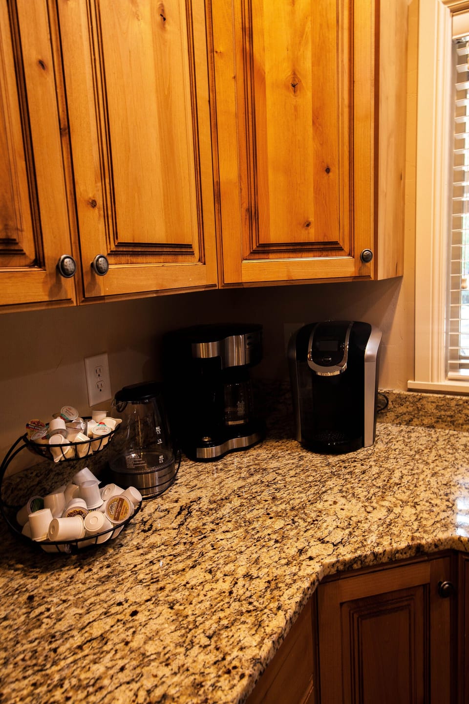 Coffee/tee kitchen corner 