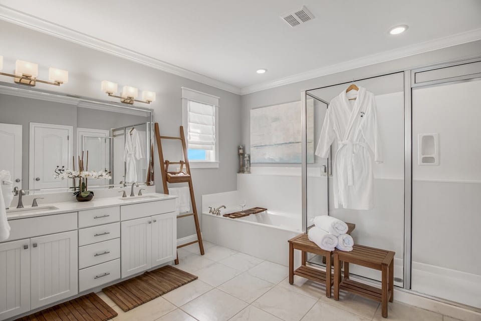 Spacious Master bathroom with Jacuzzi tub, double vanity and separate shower