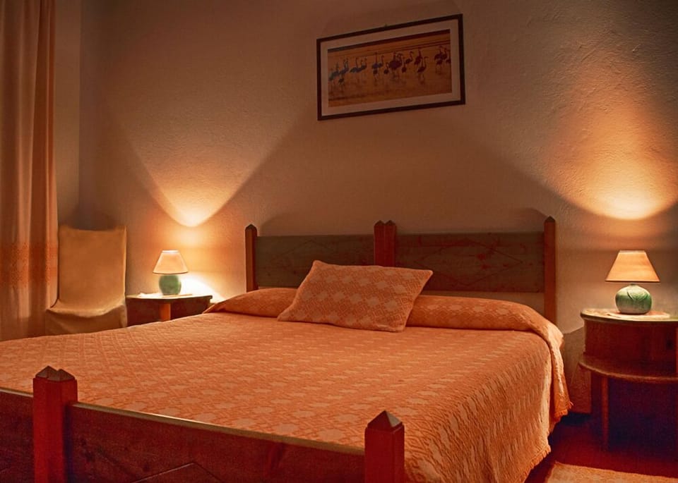 Superior Double or Twin Room | Minibar, in-room safe, desk, iron/ironing board