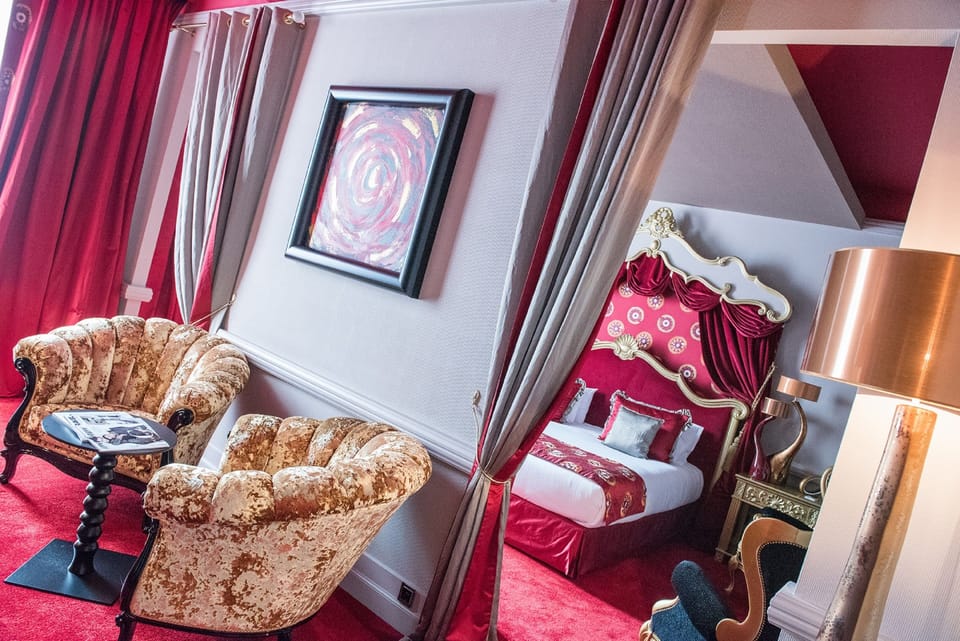 Royal Suite, Private Pool | Premium bedding, minibar, in-room safe, desk