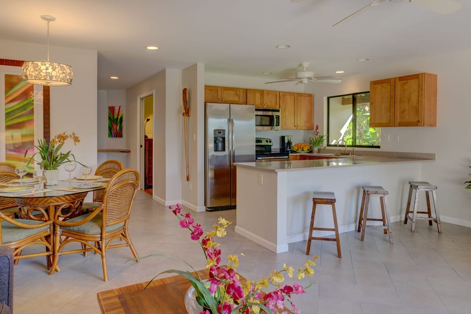 Kitchen and dining area