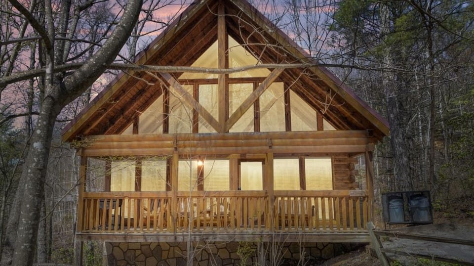 Our treehouse-like Cabin
