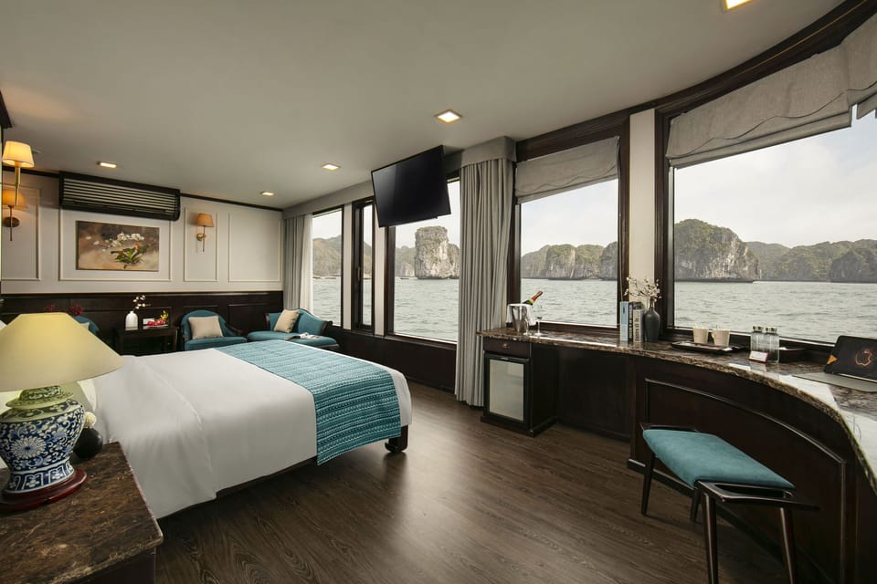 Minibar, in-room safe, desk, soundproofing