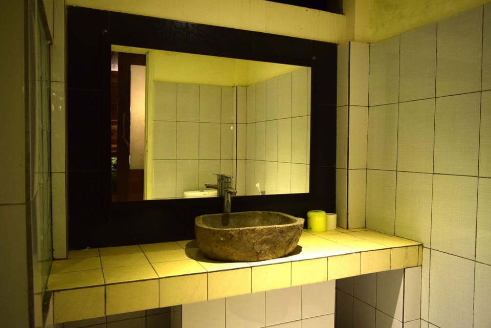 Family Suite | Bathroom sink