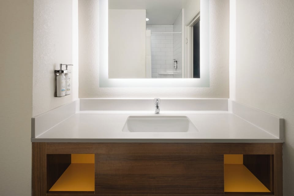 Standard Room, 2 Queen Beds | Bathroom | Free toiletries, hair dryer, towels, soap