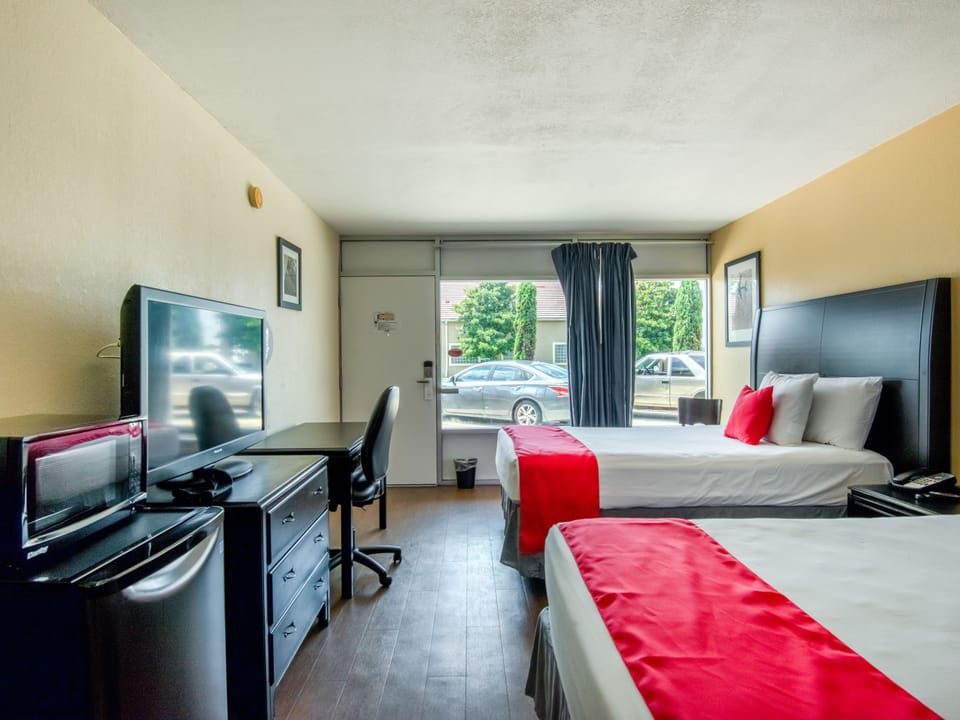 Free WiFi, bed sheets