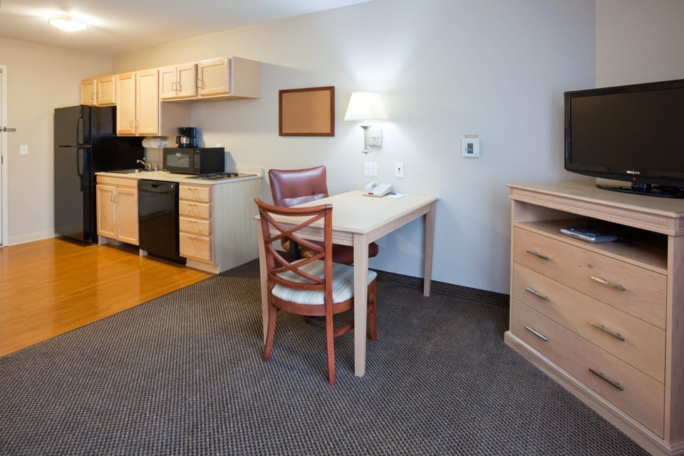 In-room safe, desk, iron/ironing board, free cribs/infant beds
